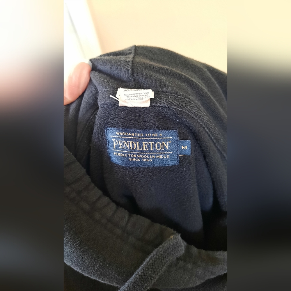 Pendleton Hoodie - image 5